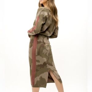 Tan Green Midi Pencil Skirt with Slit